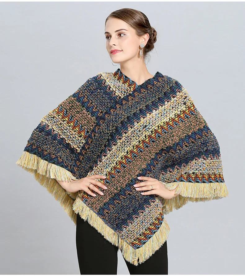 2020 Lady Knitted Poncho Hooded Autumn Winter Fashion Sweater with Tassels Casual Batwing Sleeves Pattern Pullovers
2020 Lady Knitted Poncho Hooded Autumn Winter Fashion Sweater with Tassels Casual Batwing Sleeves Pattern Pullovers