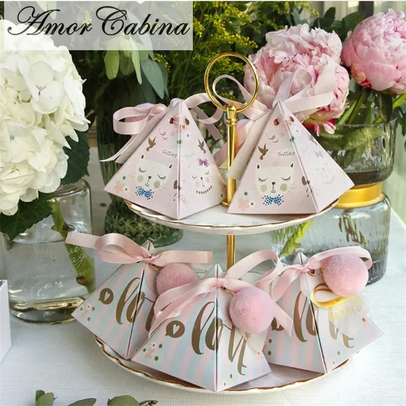 Double-sided printing creative pink cartoon cat pyramid candy box wedding like party supplies sugar box baby shower gift box
Double-sided printing creative pink cartoon cat pyramid candy box wedding like party supplies sugar box baby shower gift box