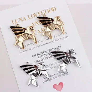 100pcs Origami Unicorn Charms 32*38MM alloy gold silver color Animal Unicorn Charms for DIY Jewelry Findings Craft Supplies
100pcs Origami Unicorn Charms 32*38MM alloy gold silver color Animal Unicorn Charms for DIY Jewelry Findings Craft Supplies
