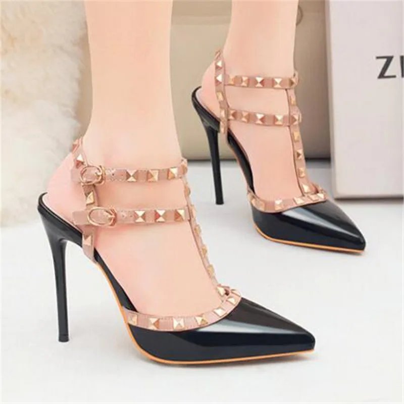 2019 New Rivet Double Buckle Fashion Women Sandals High Heels Pointed Cut-Outs Party Shoes Women Solid Patent Leather Rome Shoes
2019 New Rivet Double Buckle Fashion Women Sandals High Heels Pointed Cut-Outs Party Shoes Women Solid Patent Leather Rome Shoes
