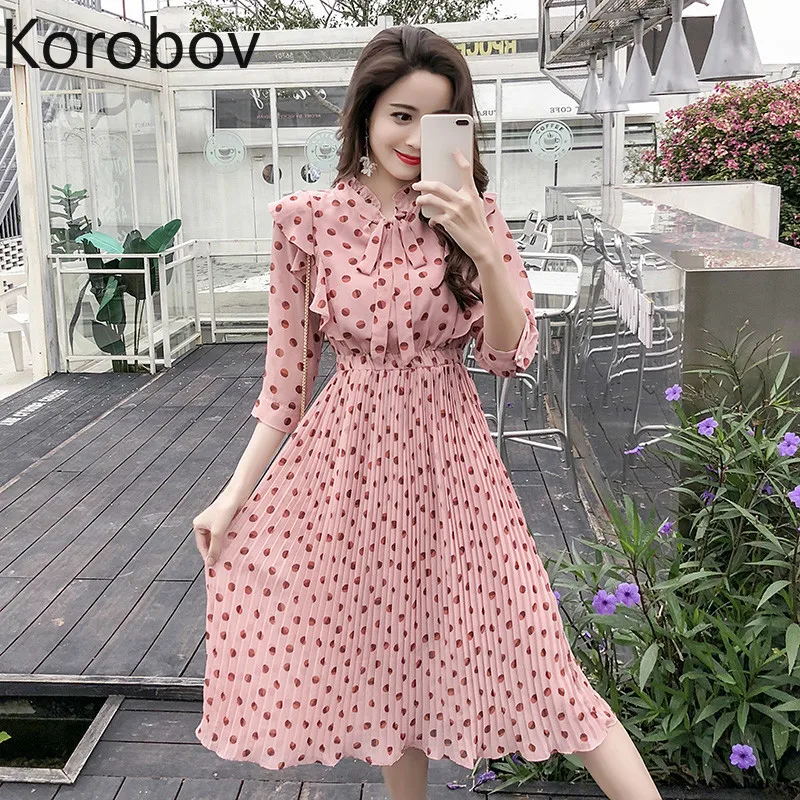 Korobov Vintage Long Sweet Dot Print Beach Styles Dress Short Sleeve Lacing Bow O-Neck Dresses Ruffles Bohemian Dress 77506
Korobov Vintage Long Sweet Dot Print Beach Styles Dress Short Sleeve Lacing Bow O-Neck Dresses Ruffles Bohemian Dress 77506