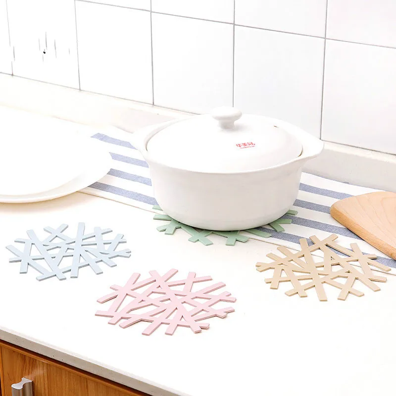Resistant Silicone Mat Coasters Non-slip Pot Holder Table Placemat Kitchen Accessories Kitchen Heat Insulation Mat 19CM
Resistant Silicone Mat Coasters Non-slip Pot Holder Table Placemat Kitchen Accessories Kitchen Heat Insulation Mat 19CM