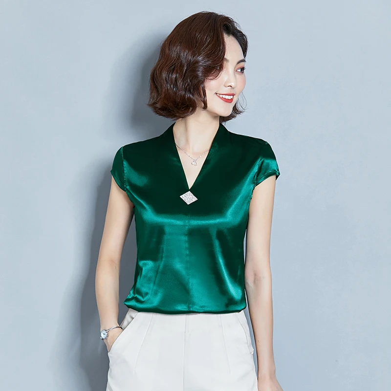 Summer blouse top women 2019 new short sleeve slim plus size satin shirt tops v neck loose silk blouses diamond Blusas Feminina
Summer blouse top women 2019 new short sleeve slim plus size satin shirt tops v neck loose silk blouses diamond Blusas Feminina