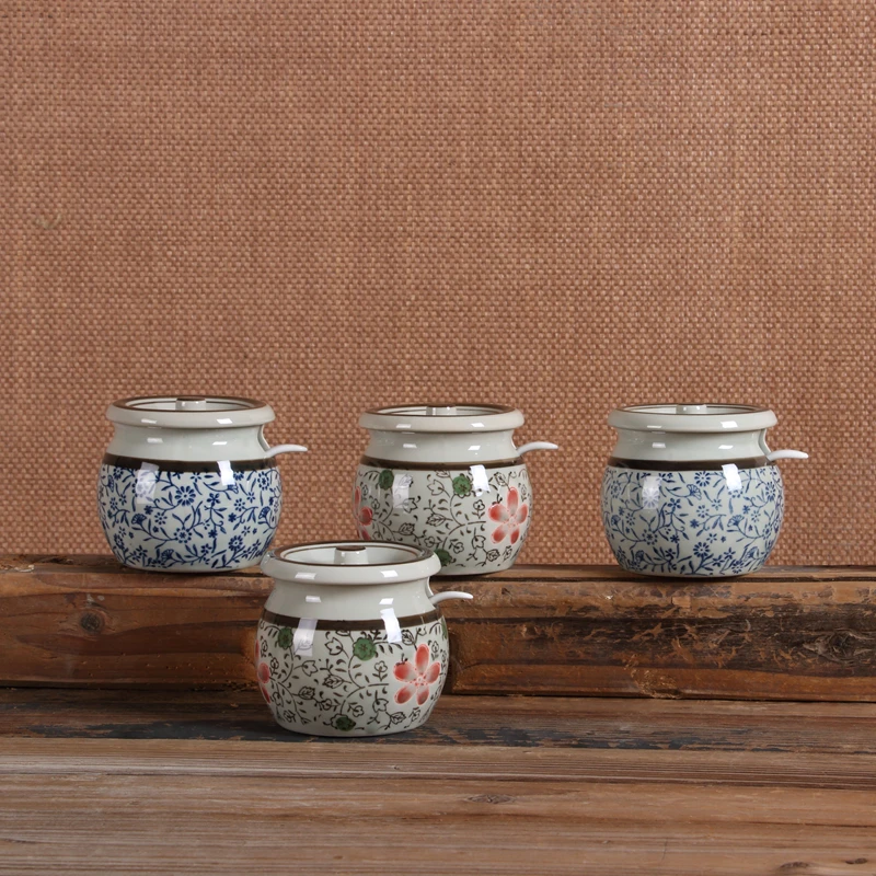 Sugar bowl Creative Cooking Pots Ceramic Sugar Pot Porcelain Kitchen Storage Jar Cooking Condiment Japanese Style Four Patterns
Sugar bowl Creative Cooking Pots Ceramic Sugar Pot Porcelain Kitchen Storage Jar Cooking Condiment Japanese Style Four Patterns