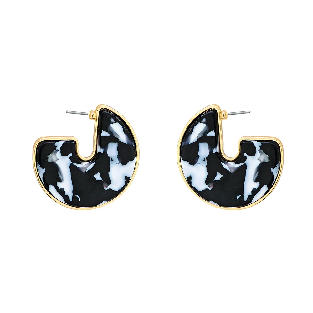 Fashion Bohemian Stud Earrings Geometric Type C Acrylic Acrylic Stud Earrings New Irregular Black White Earrings for Women Girl
Fashion Bohemian Stud Earrings Geometric Type C Acrylic Acrylic Stud Earrings New Irregular Black White Earrings for Women Girl