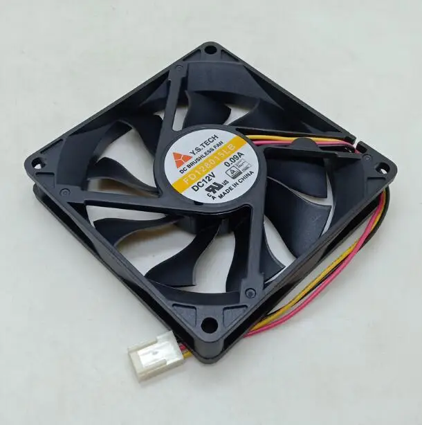 8cm 8015 12V FD128015LB 80*80*15mm 0.09A three-wire computer cabinet power supply speed measuring fan double ball silent fan 
8cm 8015 12V FD128015LB 80*80*15mm 0.09A three-wire computer cabinet power supply speed measuring fan double ball silent fan
