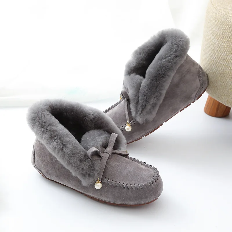 2019 Winter Boots New Sheep Genuine Leather Snow Boots Womens High Help Shoes Furry Boots Flat Bottom Pig Leather Short Boots
2019 Winter Boots New Sheep Genuine Leather Snow Boots Womens High Help Shoes Furry Boots Flat Bottom Pig Leather Short Boots