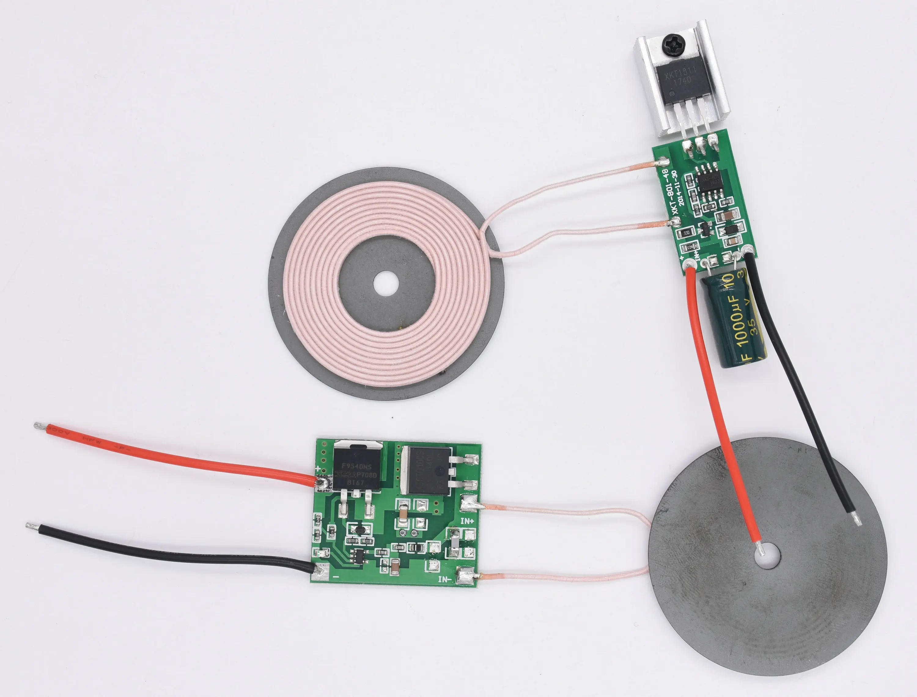 Transmit 24V Receive 10mm Distance Output 12V1A Long Distance Wireless Power Module XKT-R10
Transmit 24V Receive 10mm Distance Output 12V1A Long Distance Wireless Power Module XKT-R10