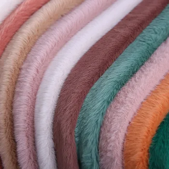 Polyester fabric warp knitting new European autumn and winter fashion fabric spot
Polyester fabric warp knitting new European autumn and winter fashion fabric spot