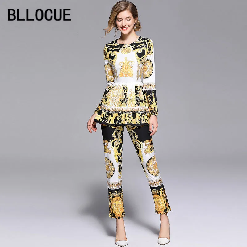BLLOCUE High Quality 2018 Fashion Designer Runway Suit Set Women's Long Sleeve Vintage Print Tops + Pants Two Piece Set
BLLOCUE High Quality 2018 Fashion Designer Runway Suit Set Women's Long Sleeve Vintage Print Tops + Pants Two Piece Set