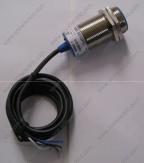 Capacitance proximity switch CM30,10pcs/lot,wholesale/retail, proximity sensor,sensor
Capacitance proximity switch CM30,10pcs/lot,wholesale/retail, proximity sensor,sensor