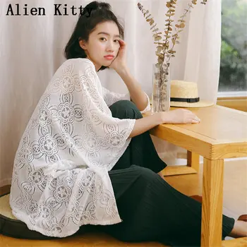 Alien Kitty New Hot Sale Hollow Out Solid O-Neck Lace Open Stitch Fashion Casual Female Sweet Loose Free White Cardigans Coat
Alien Kitty New Hot Sale Hollow Out Solid O-Neck Lace Open Stitch Fashion Casual Female Sweet Loose Free White Cardigans Coat