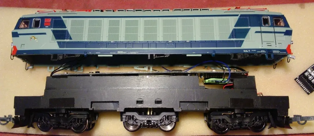 LaisDcc_Decoder_860019_21MTC_Installation3