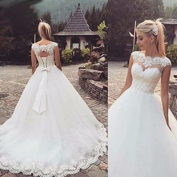 2019 Elegant Wedding Dresses Vestido de Noiva Cap Sleeve White Ivory Lace Appliques Bead Ball Gown Bridal Dress Robe De Mariee
2019 Elegant Wedding Dresses Vestido de Noiva Cap Sleeve White Ivory Lace Appliques Bead Ball Gown Bridal Dress Robe De Mariee