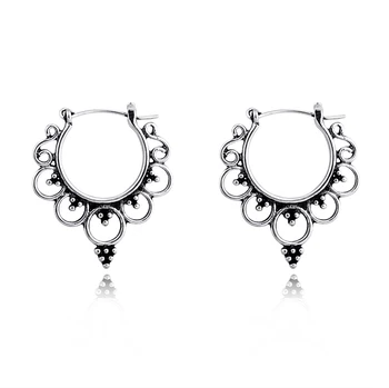 1 Pair Simple Exquisite Hollow Cute Endless Round Point Hoop Earrings Ancient Metal Color Personality Earrings For Girl E15-2
1 Pair Simple Exquisite Hollow Cute Endless Round Point Hoop Earrings Ancient Metal Color Personality Earrings For Girl E15-2