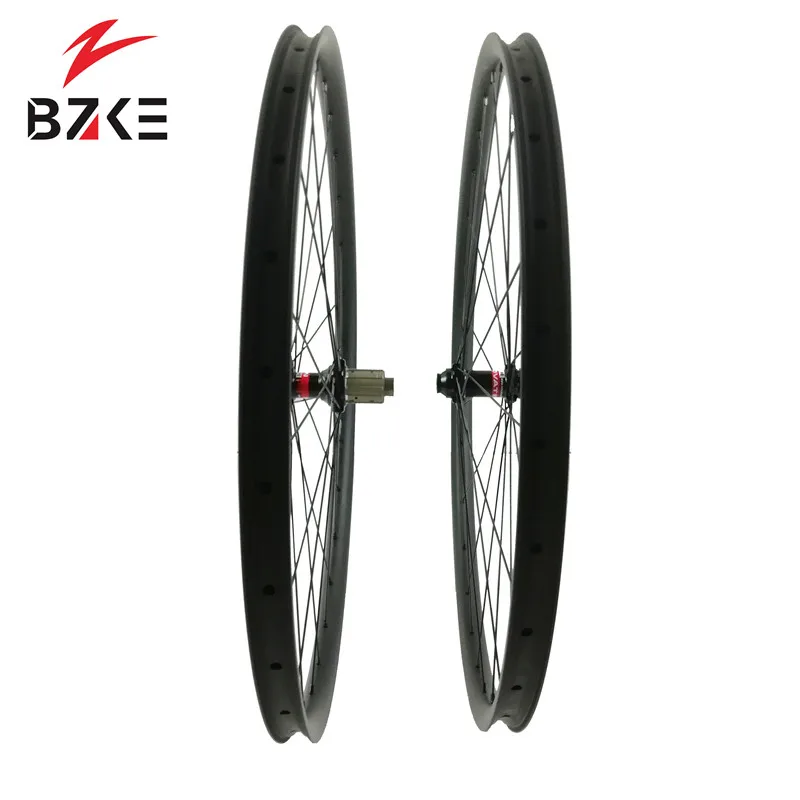 carbon bicycle wheels 29er mtb wheelset carbon clincher bicycle wheels 40mm width asymmetric rim carbon wheels mtb wheels 29 AM
carbon bicycle wheels 29er mtb wheelset carbon clincher bicycle wheels 40mm width asymmetric rim carbon wheels mtb wheels 29 AM