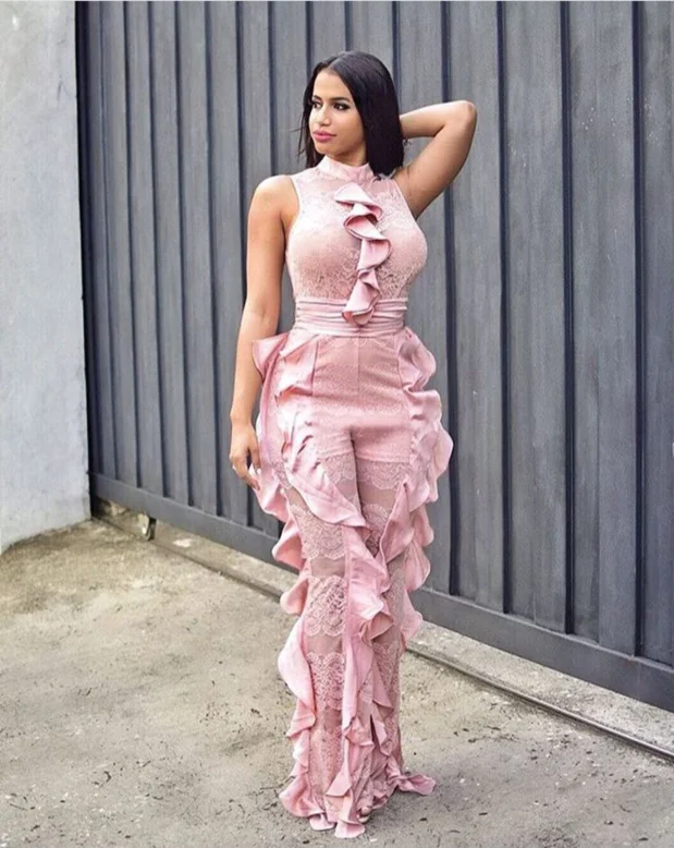 3 Colors New Celebrity Pink Black Yellow Sleeveless Lace Hollow Out Bandage Jumpsuit Full Length Sexy Evening Party Jumpsuit
3 Colors New Celebrity Pink Black Yellow Sleeveless Lace Hollow Out Bandage Jumpsuit Full Length Sexy Evening Party Jumpsuit