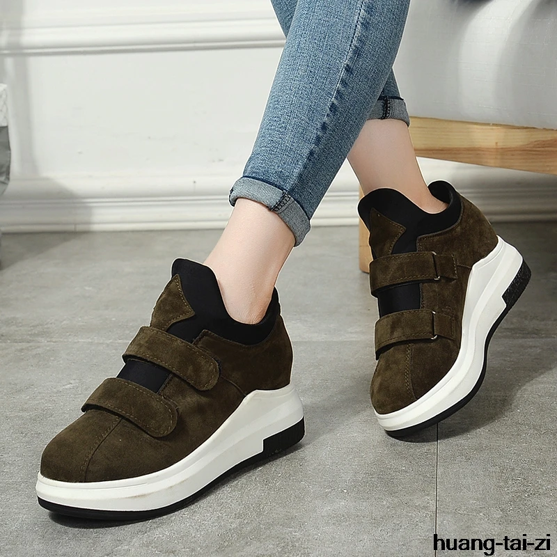 New Spring Autumn Women Casual Shoes Comfortable Platform Shoes Woman Sneakers Ladies Trainers chaussure femme Plus Size 43
New Spring Autumn Women Casual Shoes Comfortable Platform Shoes Woman Sneakers Ladies Trainers chaussure femme Plus Size 43