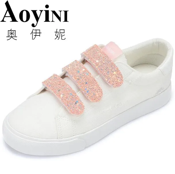 2018 New Arrival Hook&loop Women Shoes Breathable White Shoes Fashion Vulcanize Crystal Shoes Sewing Sneakers Women Size 35-40
2018 New Arrival Hook&loop Women Shoes Breathable White Shoes Fashion Vulcanize Crystal Shoes Sewing Sneakers Women Size 35-40