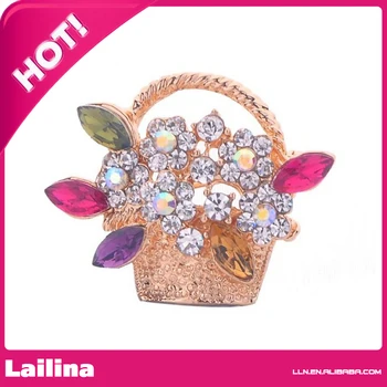 Flower basket colorful crystal rhinestone golden tone wedding women pendant / brooch pin
Flower basket colorful crystal rhinestone golden tone wedding women pendant / brooch pin