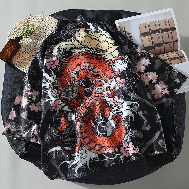 Japanese Haori Style summer thin Cardigan Harajuku Kimono Traditional Clothing Asian Clothes Yukata Men Jacket Dragon kiimono
Japanese Haori Style summer thin Cardigan Harajuku Kimono Traditional Clothing Asian Clothes Yukata Men Jacket Dragon kiimono
