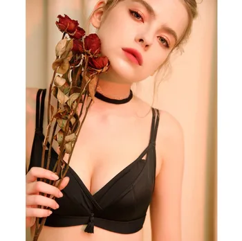 EFIOLY NT19A0042 Gathering No Steel Ring Bra Set Tassel Beauty Back Underwear Women Set Breathable Comfort Lingerie Set
EFIOLY NT19A0042 Gathering No Steel Ring Bra Set Tassel Beauty Back Underwear Women Set Breathable Comfort Lingerie Set