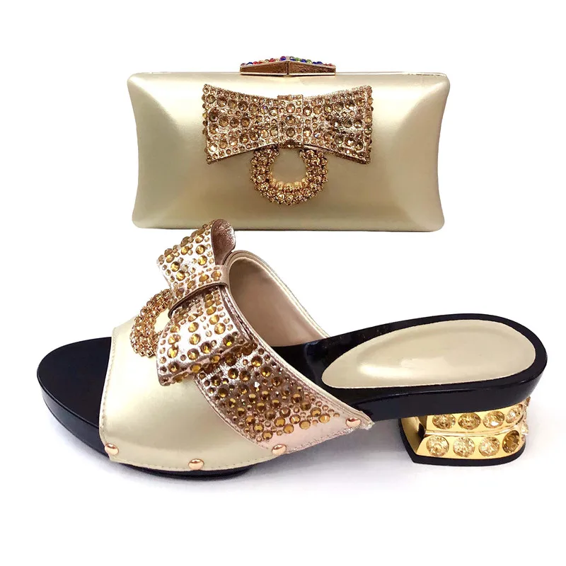 2019 italian shoes and bag matching set in gold color low heel 2 inches slippers women with many stones and clutches SB8353-4
2019 italian shoes and bag matching set in gold color low heel 2 inches slippers women with many stones and clutches SB8353-4