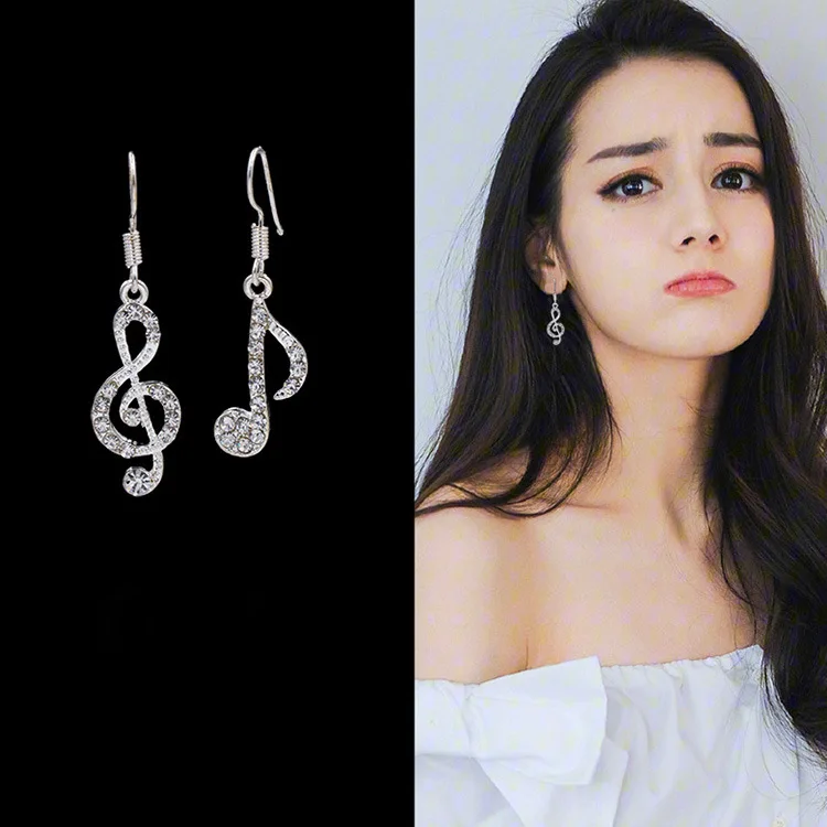 Asymmetric Personality Trendy Music Notes Ear Hook Crystal Silver Color Rhinestone Earring Women Accessory Lady stud Earrings
Asymmetric Personality Trendy Music Notes Ear Hook Crystal Silver Color Rhinestone Earring Women Accessory Lady stud Earrings