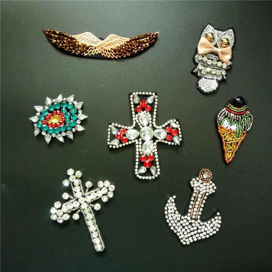 3D Handmade Rhineston beaded Patches cross,anchor,wingSew on sequined patch for clothing beading Applique cool patch
3D Handmade Rhineston beaded Patches cross,anchor,wingSew on sequined patch for clothing beading Applique cool patch