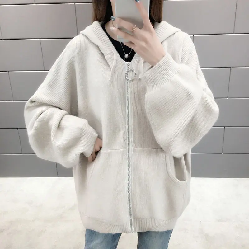 New Hooded Cardigan Women Winter Knitted Sweater Cardigan Female 5 Colors Sweaters Jacket Knit Coat Tops Cardigan Feminino C5690
New Hooded Cardigan Women Winter Knitted Sweater Cardigan Female 5 Colors Sweaters Jacket Knit Coat Tops Cardigan Feminino C5690