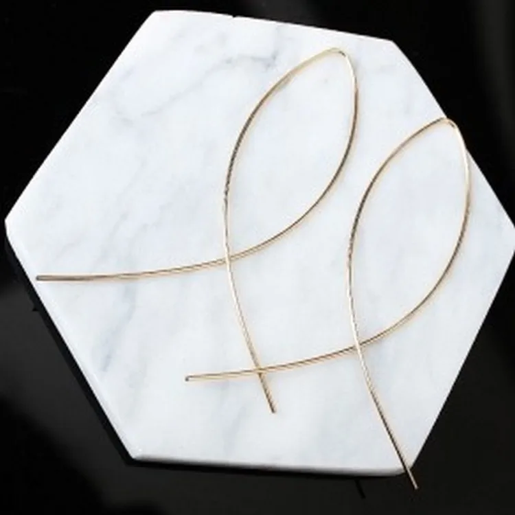 2017 New Minimalist Style Earrings Woman Fishing Line Cross Simple Fashion Metal Design Sense Ear Line Wholesale Sales
2017 New Minimalist Style Earrings Woman Fishing Line Cross Simple Fashion Metal Design Sense Ear Line Wholesale Sales