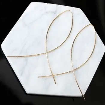 2020 New Minimalist Style Earrings Woman Fishing Line Cross Simple Fashion Metal Design Sense Ear Line Wholesale Sales
2020 New Minimalist Style Earrings Woman Fishing Line Cross Simple Fashion Metal Design Sense Ear Line Wholesale Sales