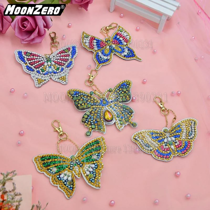 DIY Diamond painting 5pieces / Set of Keychain Cartoon butterfly Keychain Diamond painting Cross stitch Full Diamond
DIY Diamond painting 5pieces / Set of Keychain Cartoon butterfly Keychain Diamond painting Cross stitch Full Diamond