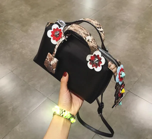 2017 new fashion of the ladies off shoulder bags messenger boston mini spring flowers handbag leather crossbody bags 2017 new fashion of the ladies off shoulder bags messenger boston mini spring flowers handbag leather crossbody bags<br><br>Aliexpress