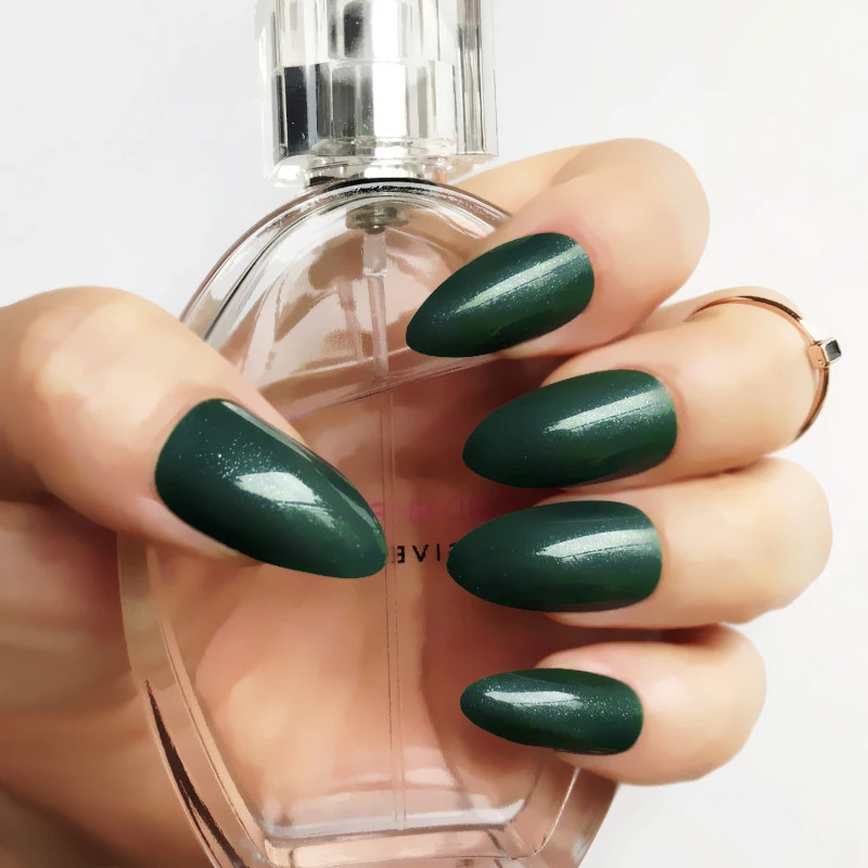 Blackish green Stiletto False Nails Sharp Curve Simply Shiny Water drop shape 24pcs Fake Nails for daily wear On the Nail Tree
Blackish green Stiletto False Nails Sharp Curve Simply Shiny Water drop shape 24pcs Fake Nails for daily wear On the Nail Tree