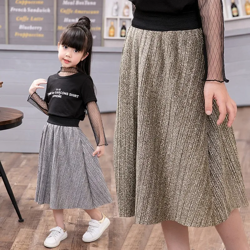 2018 New Fashion Mother Daughter Outfits Gold Thread Pleated Skirt Mommy And Me Clothes 2-10Y Girls Sparkling Skirt Family Look
2018 New Fashion Mother Daughter Outfits Gold Thread Pleated Skirt Mommy And Me Clothes 2-10Y Girls Sparkling Skirt Family Look
