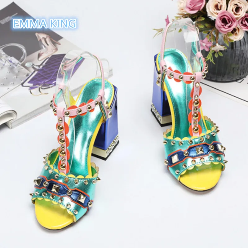 Vintage Chunky Heel Summer Women Sandals Peep Toe High Heel Shoes Ankle Strap Rivet Crystal Studded Design Sexy Sandalias Mujer
Vintage Chunky Heel Summer Women Sandals Peep Toe High Heel Shoes Ankle Strap Rivet Crystal Studded Design Sexy Sandalias Mujer
