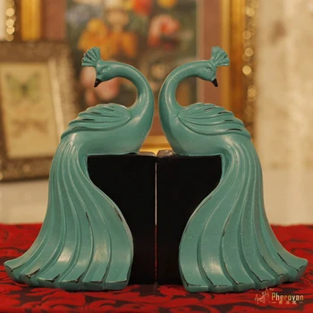 Neo classical European country fashion jewelry Home Furnishing peacock Bookends Bookends Book decoration two color study
Neo classical European country fashion jewelry Home Furnishing peacock Bookends Bookends Book decoration two color study