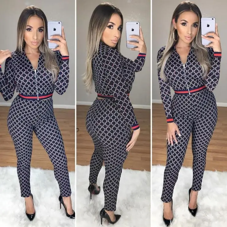 2018 African dress daxi new traditional fashion sexy autumn and winter printing plaid red and black stripes two-piece set
2018 African dress daxi new traditional fashion sexy autumn and winter printing plaid red and black stripes two-piece set