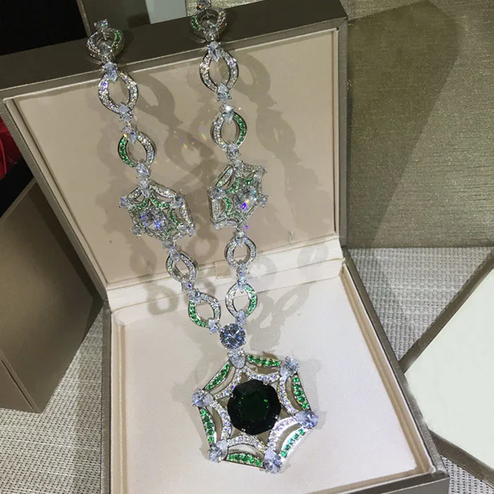 Designer Fashion Copper Jewelry 3A Cubic Zirconia Party Necklace 
Designer Fashion Copper Jewelry 3A Cubic Zirconia Party Necklace