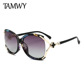 TAMWY BRAND DESIGN Luxury Women Polarized Sunglasses 2019 Lady Sun glasses Female Rhinestone Temple Shades Eyewear UV400 TP1382
TAMWY BRAND DESIGN Luxury Women Polarized Sunglasses 2019 Lady Sun glasses Female Rhinestone Temple Shades Eyewear UV400 TP1382