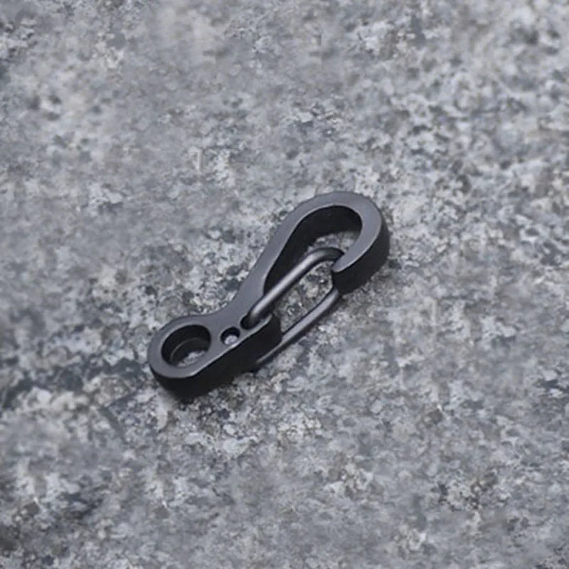 Outdoor EDC Tool survival Light Key Chain Ring Key Fob with Mini Spring and EDCGEAR Buckle Clip Black camping equipment hiking
Outdoor EDC Tool survival Light Key Chain Ring Key Fob with Mini Spring and EDCGEAR Buckle Clip Black camping equipment hiking
