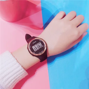 Candy Silicone Lovers Men Women Watches LED Digital Watch Ladies Electronic Wristwatches Creative Calendar Female Sports Watches
Candy Silicone Lovers Men Women Watches LED Digital Watch Ladies Electronic Wristwatches Creative Calendar Female Sports Watches