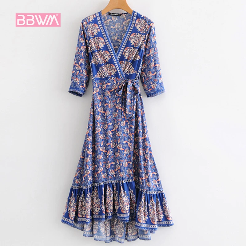Beach 2019 summer explosion models women's new Russian print cropped sleeves women's dress V-neck
Beach 2019 summer explosion models women's new Russian print cropped sleeves women's dress V-neck