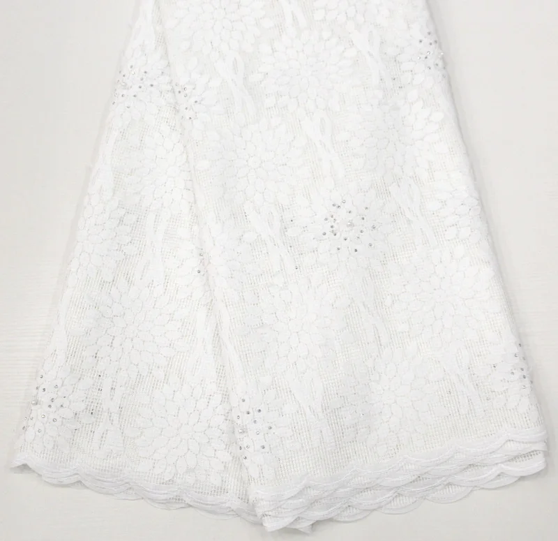 Pure White French Milk Silk Net Lace Fabric 2019 High Quality African Tulle Lace Fabric With Beaded For Nigerian Wedding
Pure White French Milk Silk Net Lace Fabric 2019 High Quality African Tulle Lace Fabric With Beaded For Nigerian Wedding