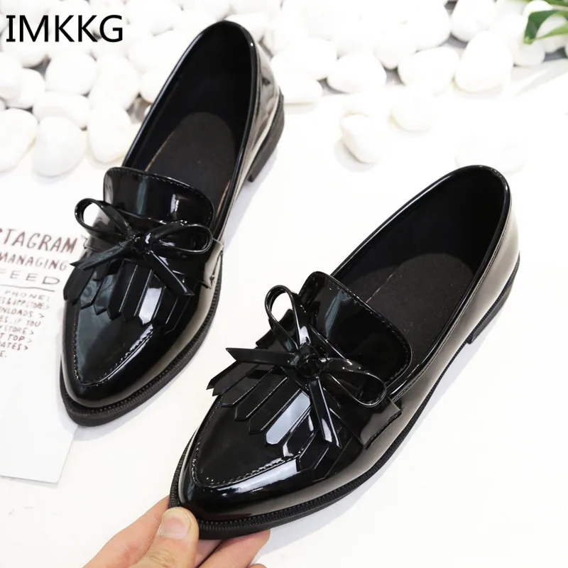 2018 Brand Shoes Woman Casual Tassel Bow Pointed Toe Black Oxford Shoes for Women Flats Comfortable Slip on Women Shoes Q279
2018 Brand Shoes Woman Casual Tassel Bow Pointed Toe Black Oxford Shoes for Women Flats Comfortable Slip on Women Shoes Q279