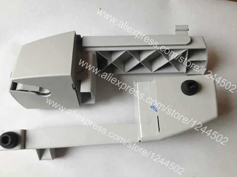 1 SET Spindle hubs for HP DesignJet 430 450C 455CA 488CA C4717-40017 C4713-60146 C4714-69146 C4713-69146 C4717A C4719A
1 SET Spindle hubs for HP DesignJet 430 450C 455CA 488CA C4717-40017 C4713-60146 C4714-69146 C4713-69146 C4717A C4719A