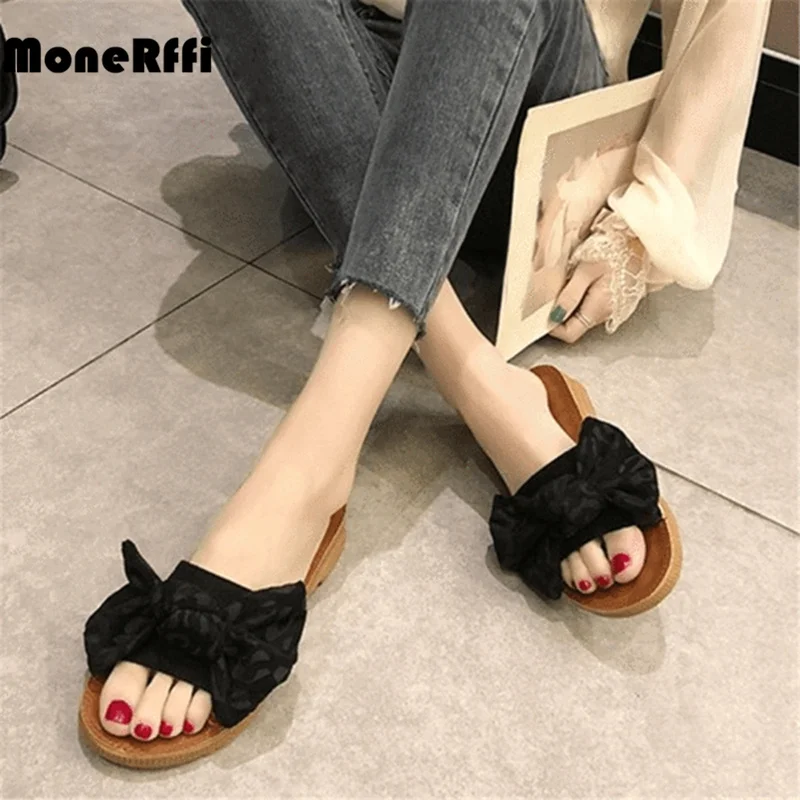 MoneRffi 2019 Women Summer Bow Sandals Slipper Indoor Outdoor Flip-flops Beach Shoes Female Fashion leopard Floral Slippers
MoneRffi 2019 Women Summer Bow Sandals Slipper Indoor Outdoor Flip-flops Beach Shoes Female Fashion leopard Floral Slippers