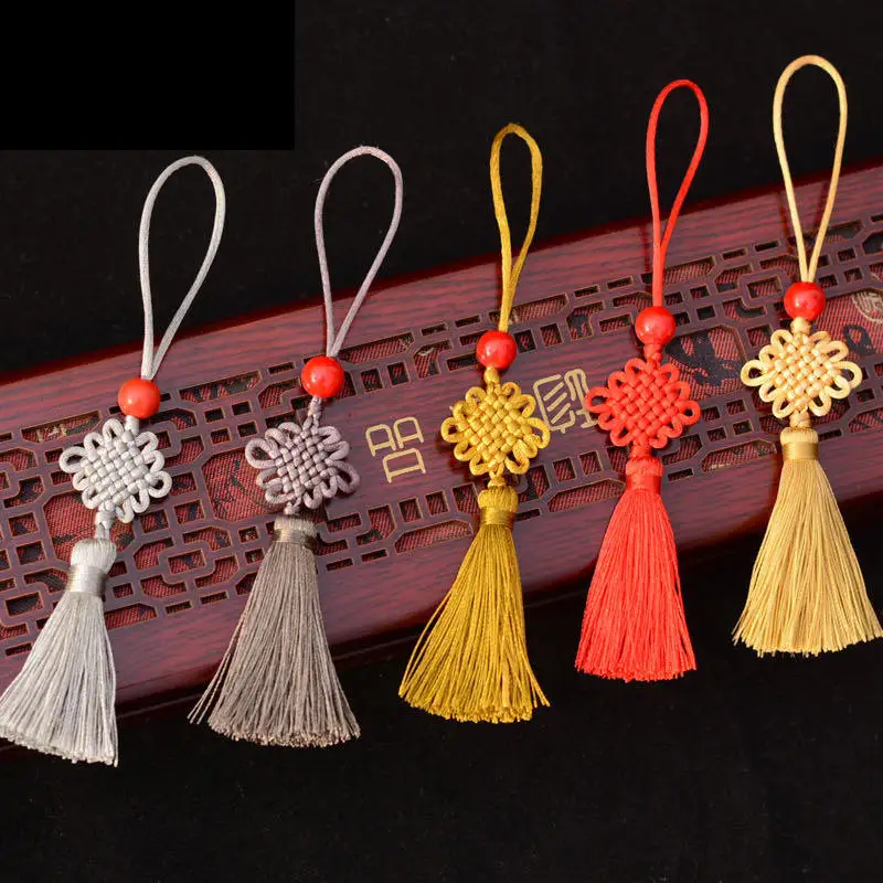 Mini Key Tassel Beaded Fringe Chinese Knots For Fan Comb Bookmark Bag Hats Car Cross-stitch Ornaments 6.5 cm
Mini Key Tassel Beaded Fringe Chinese Knots For Fan Comb Bookmark Bag Hats Car Cross-stitch Ornaments 6.5 cm
