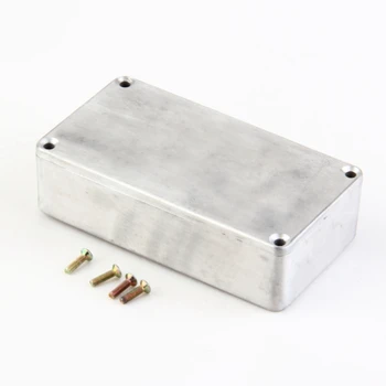 SYDS 1Pc Style Aluminum Stomp Box Effects Pedal 1590B Enclosure FOR Guitar sell Brand New
SYDS 1Pc Style Aluminum Stomp Box Effects Pedal 1590B Enclosure FOR Guitar sell Brand New